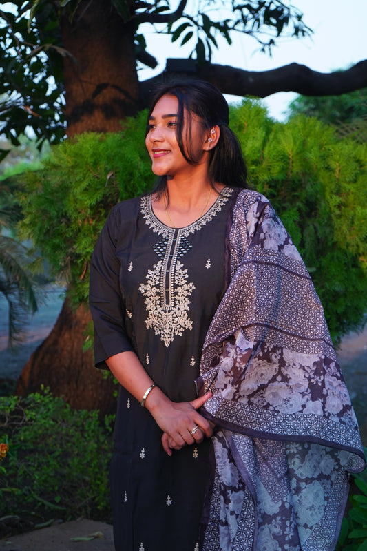 Black embroidery kurta set with dupatta and pant